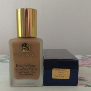 Estee Lauder Makeup - Estee lauder 1fl oz. Double wear foundation Estee Lauder Makeup - Estee lauder 1fl oz. Double wear foundation
